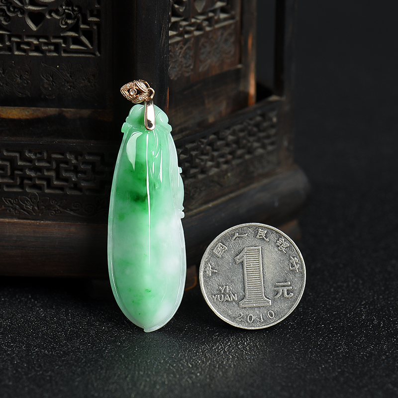 缅甸翡翠福瓜吊坠-红掌柜