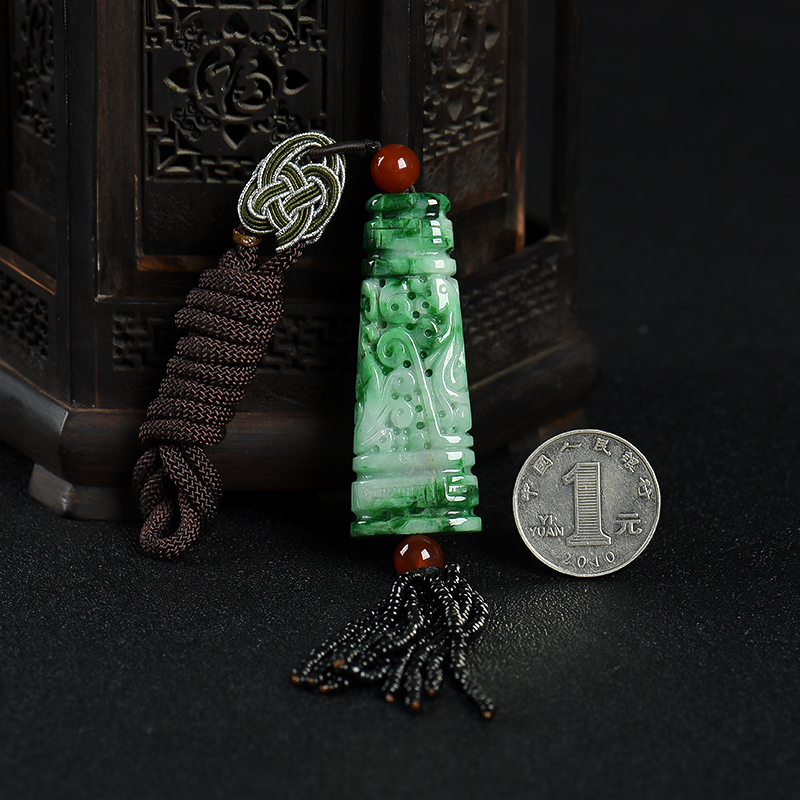 豆种飘翠翡翠辰龙挂坠-红掌柜