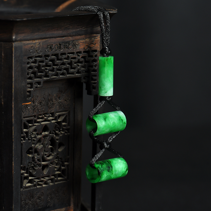 飘翠翡翠路路通吊坠-红掌柜