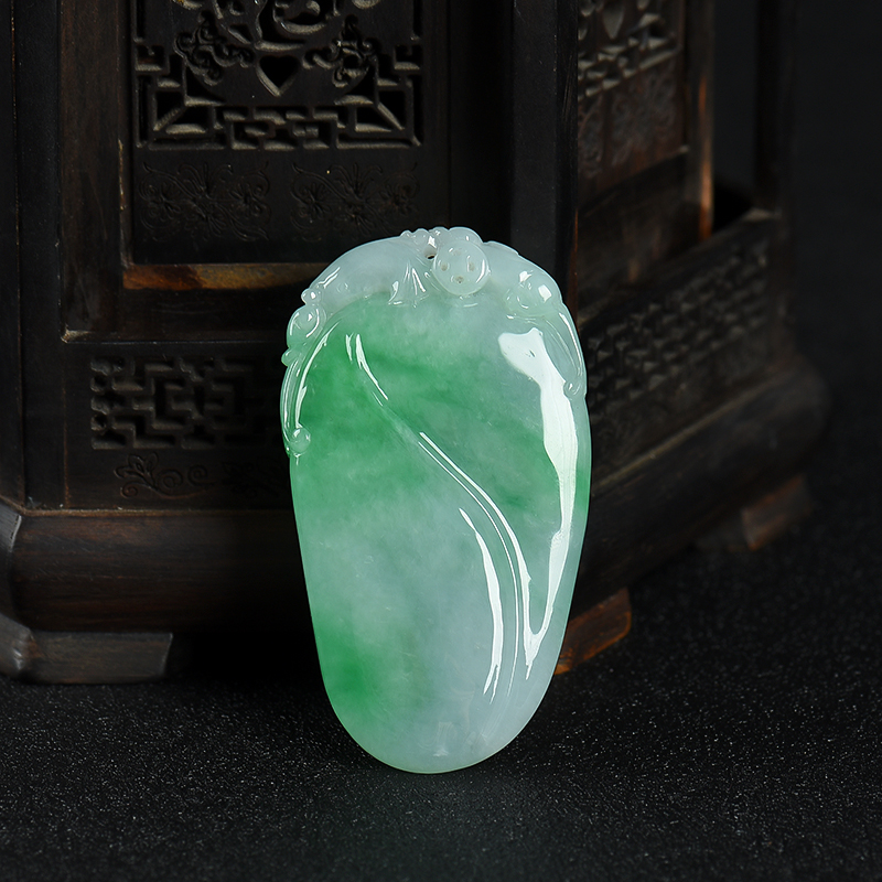 缅甸天然飘翠翡翠福瓜吊坠-红掌柜