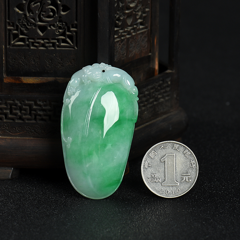 糯种飘翠翡翠福瓜吊坠-红掌柜