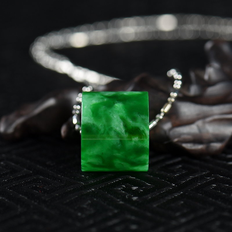 缅甸天然花青种翡翠吊坠-红掌柜