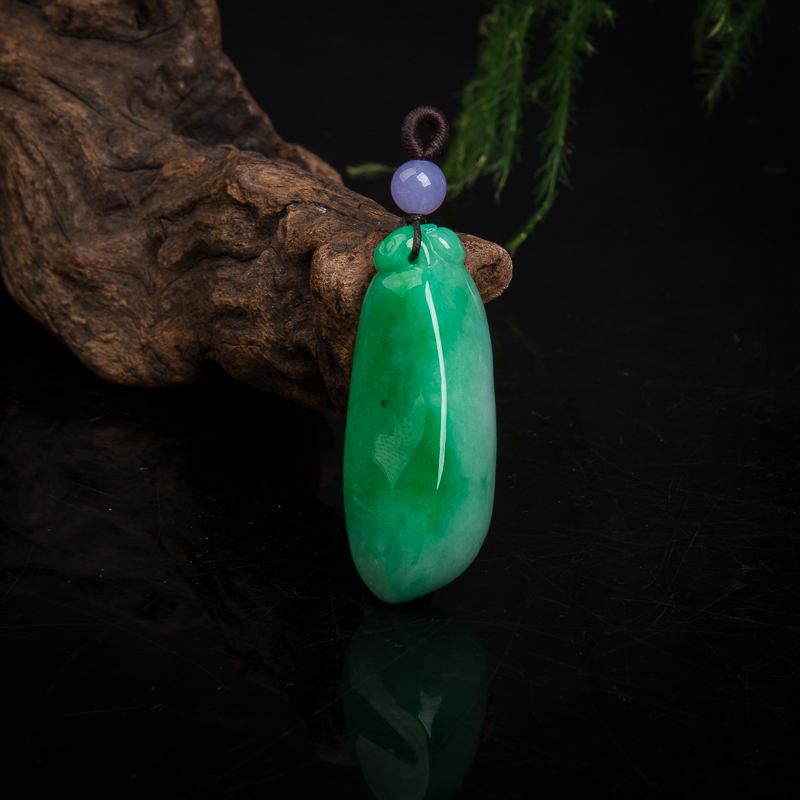 翡翠吊坠-红掌柜