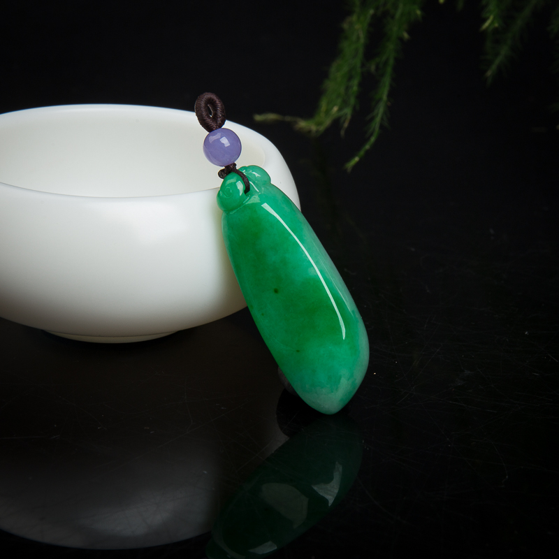 翡翠福瓜吊坠-红掌柜