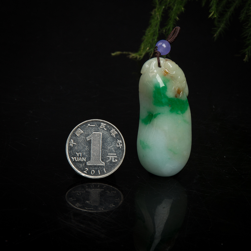 天然缅甸豆种俏色翡翠福寿吊坠-红掌柜