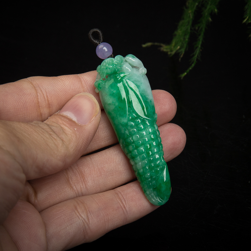 天然豆种飘翠翡翠多子多福吊坠-红掌柜