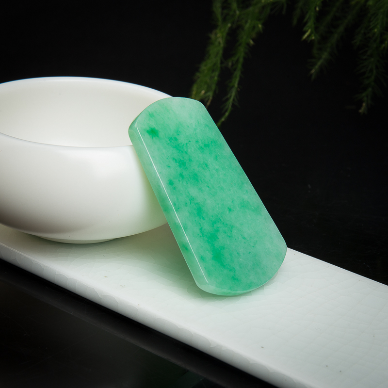 天然缅甸翡翠无事牌吊坠-红掌柜