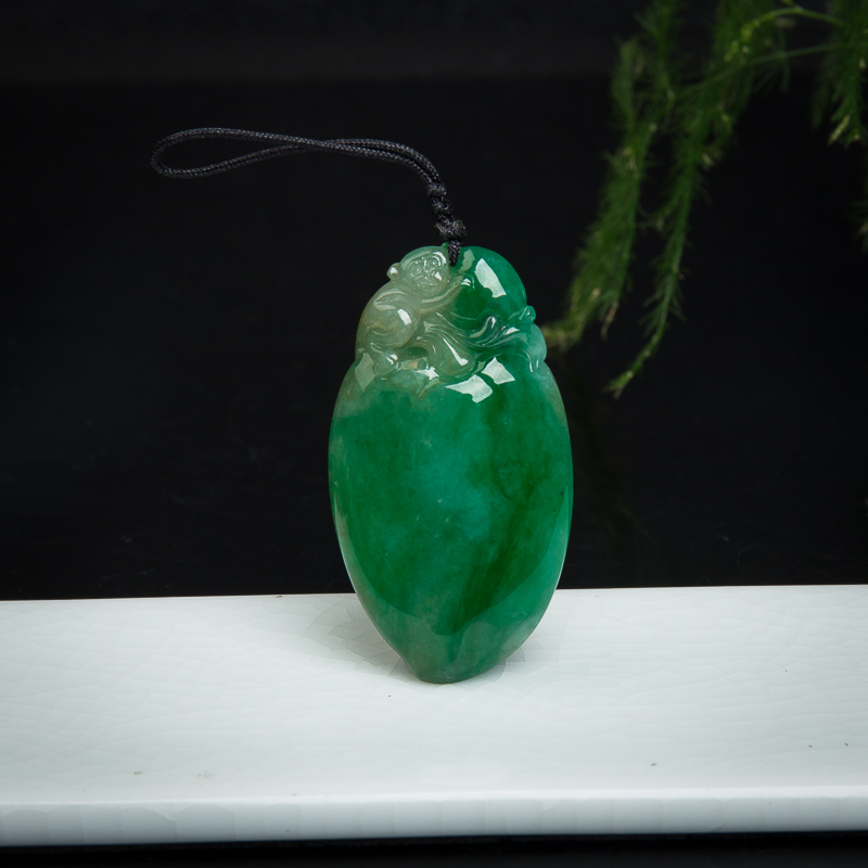 糯种翠绿翡翠福寿吊坠-红掌柜