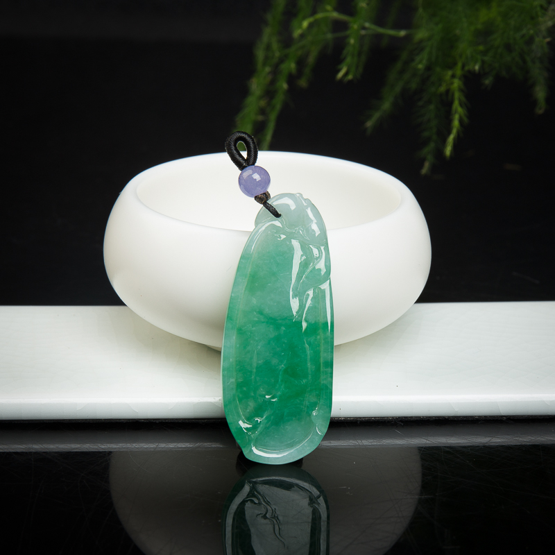 翡翠福瓜吊坠-红掌柜