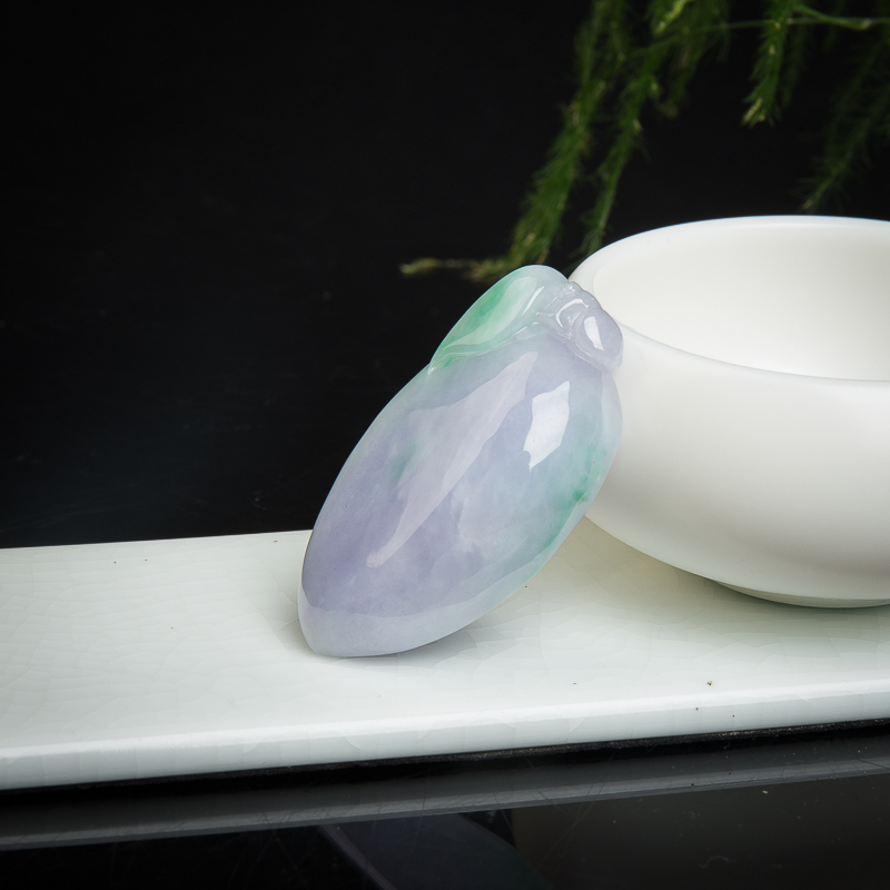 豆种翡翠福瓜吊坠-红掌柜