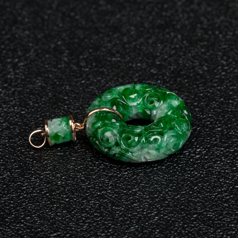 18k天然豆种飘翠翡翠平安扣吊坠-红掌柜