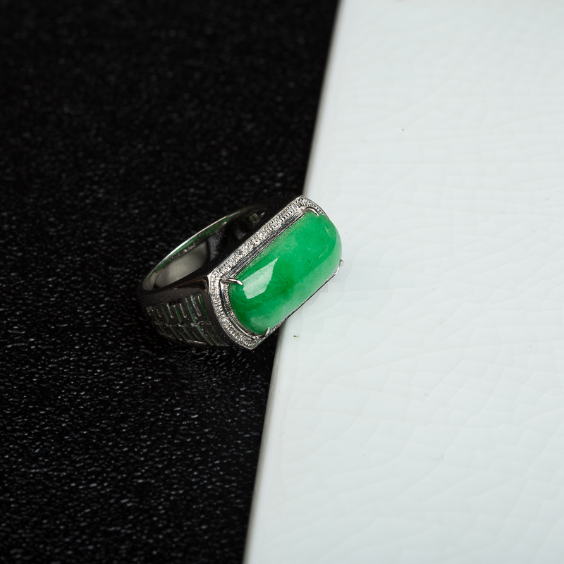 18k天然缅甸翡翠戒指-红掌柜