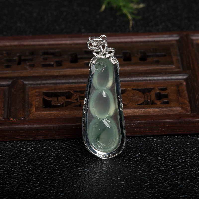 18k糯冰种飘花翡翠连中三元吊坠-红掌柜