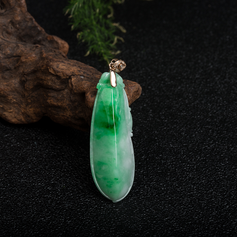 翡翠福瓜吊坠-红掌柜