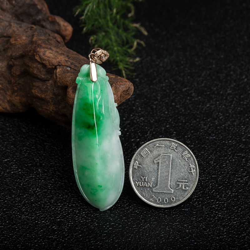 18k天然缅甸糯种飘翠翡翠福瓜吊坠-红掌柜