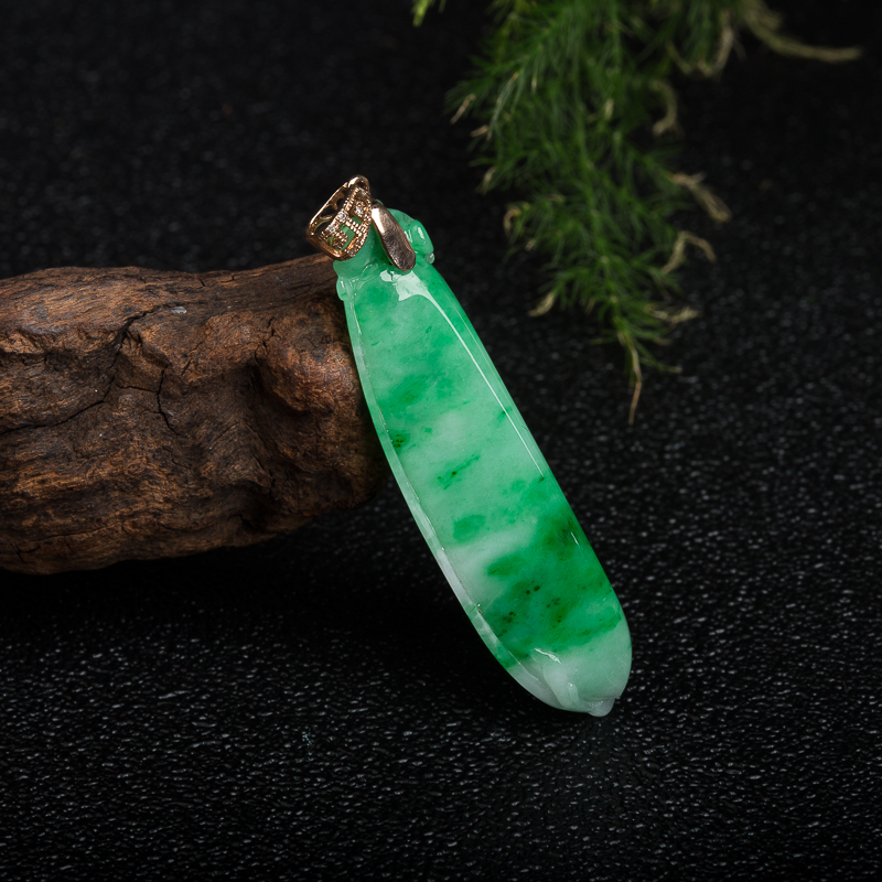 18k天然缅甸糯种翡翠福瓜吊坠-红掌柜