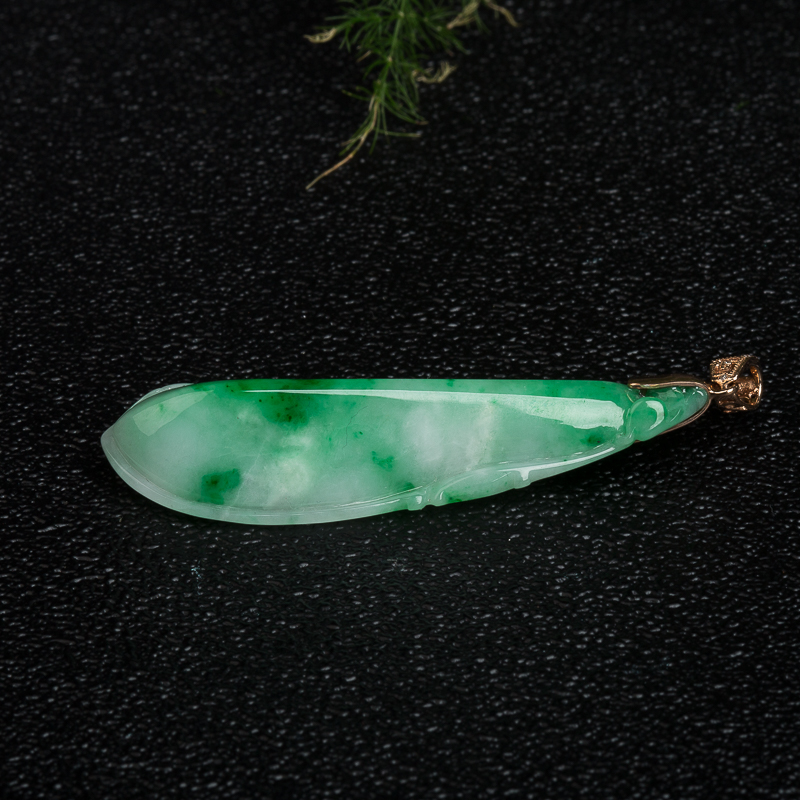 18k缅甸糯种飘翠翡翠福瓜吊坠-红掌柜