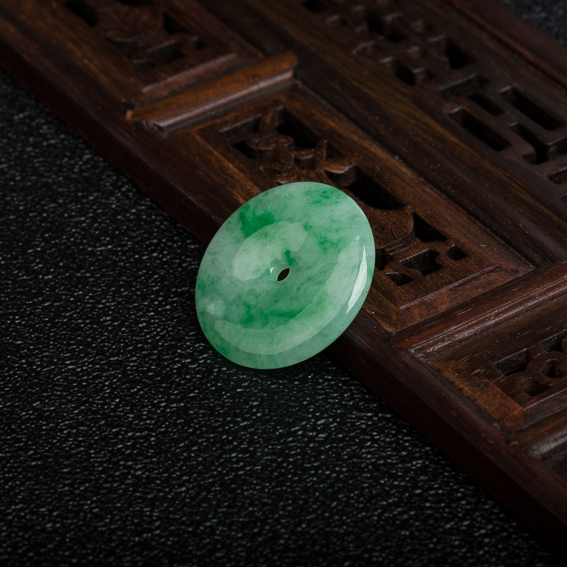 天然缅甸豆绿翡翠平安扣吊坠-红掌柜