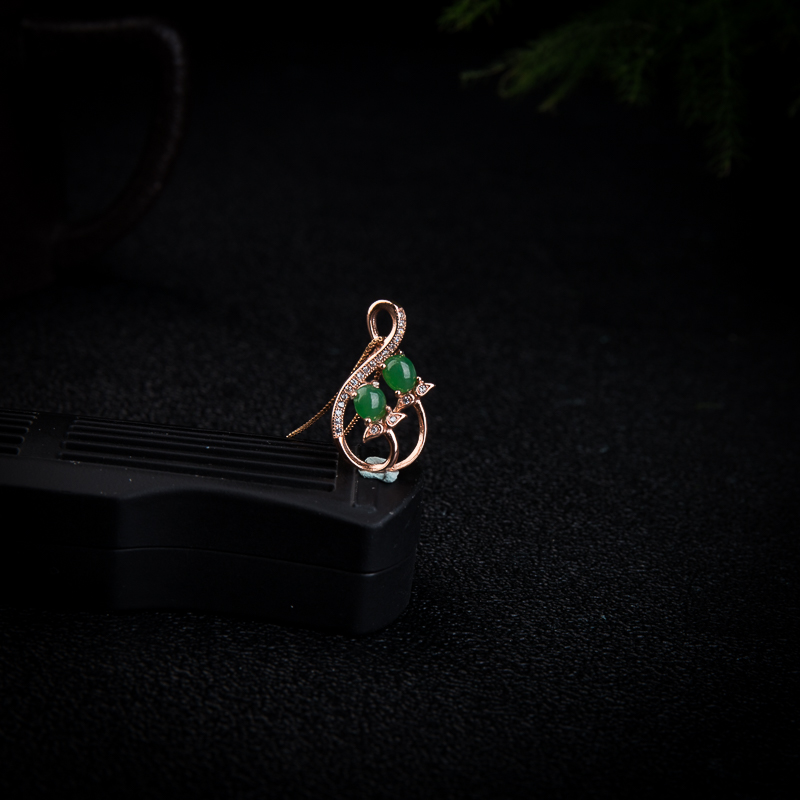 银镶深绿翡翠心心相惜三件套-红掌柜