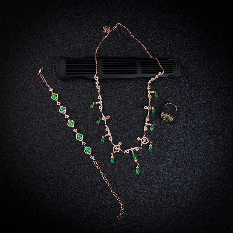 银镶糯冰种深绿翡翠心心相惜三件套-红掌柜