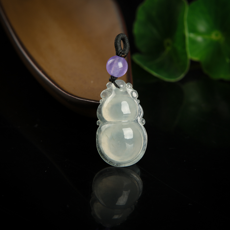 糯冰种白色翡翠葫芦吊坠-红掌柜