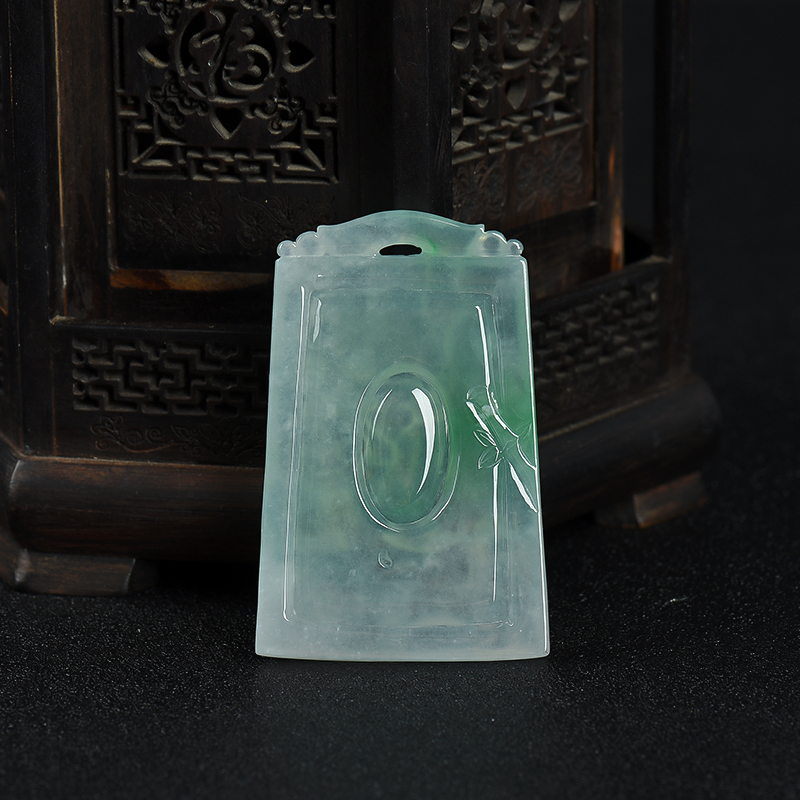 缅甸天然飘翠翡翠山水牌吊坠-红掌柜