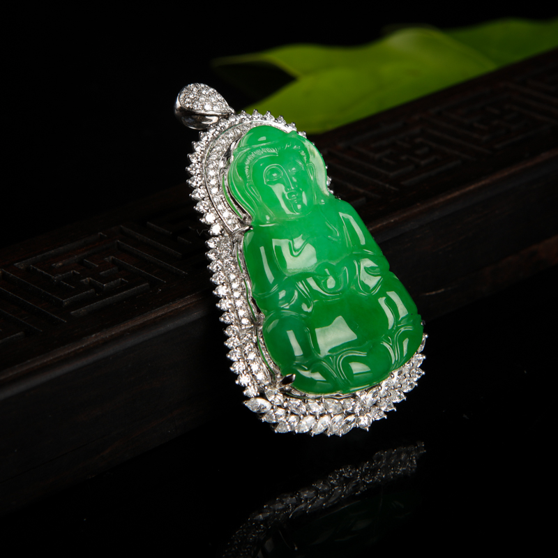 糯种翠绿翡翠观音吊坠-红掌柜