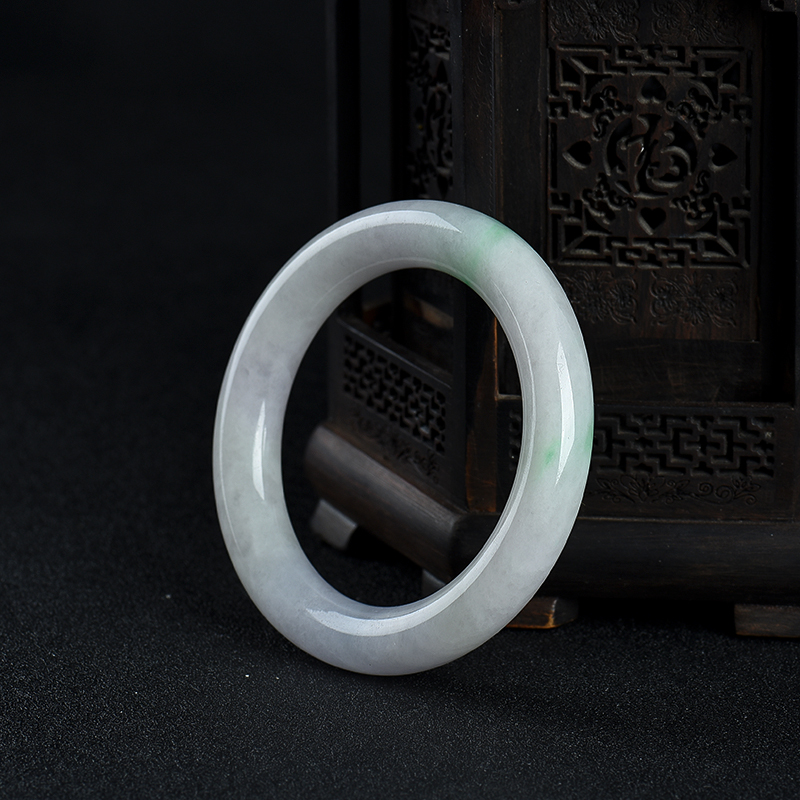 飘翠翡翠圆镯-红掌柜