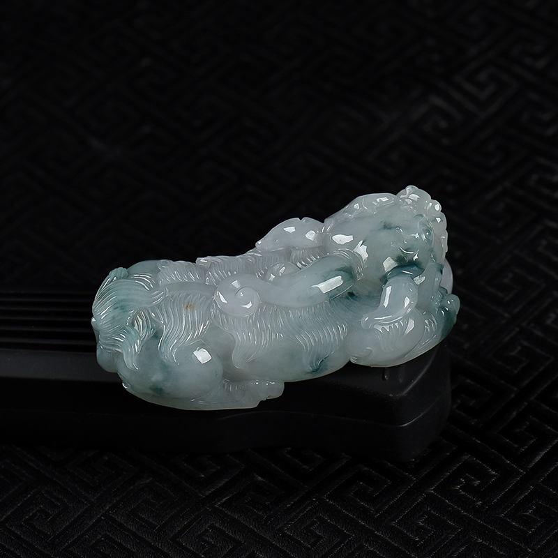 飘花翡翠貔貅吊坠-红掌柜