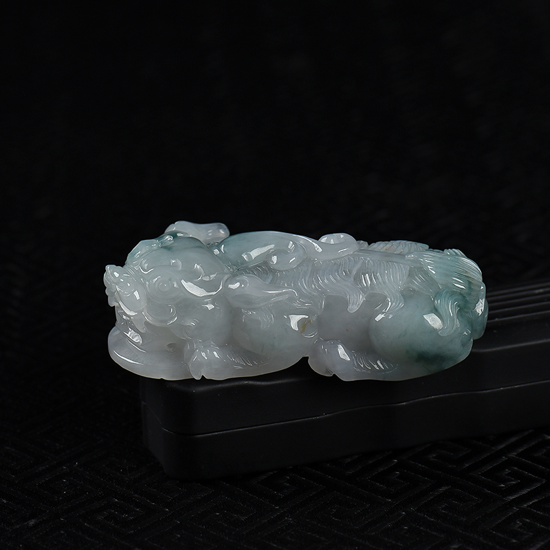 糯种翡翠貔貅吊坠-红掌柜