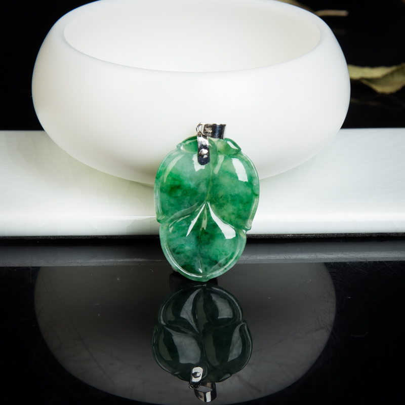 天然飘翠翡翠金枝玉叶吊坠-红掌柜