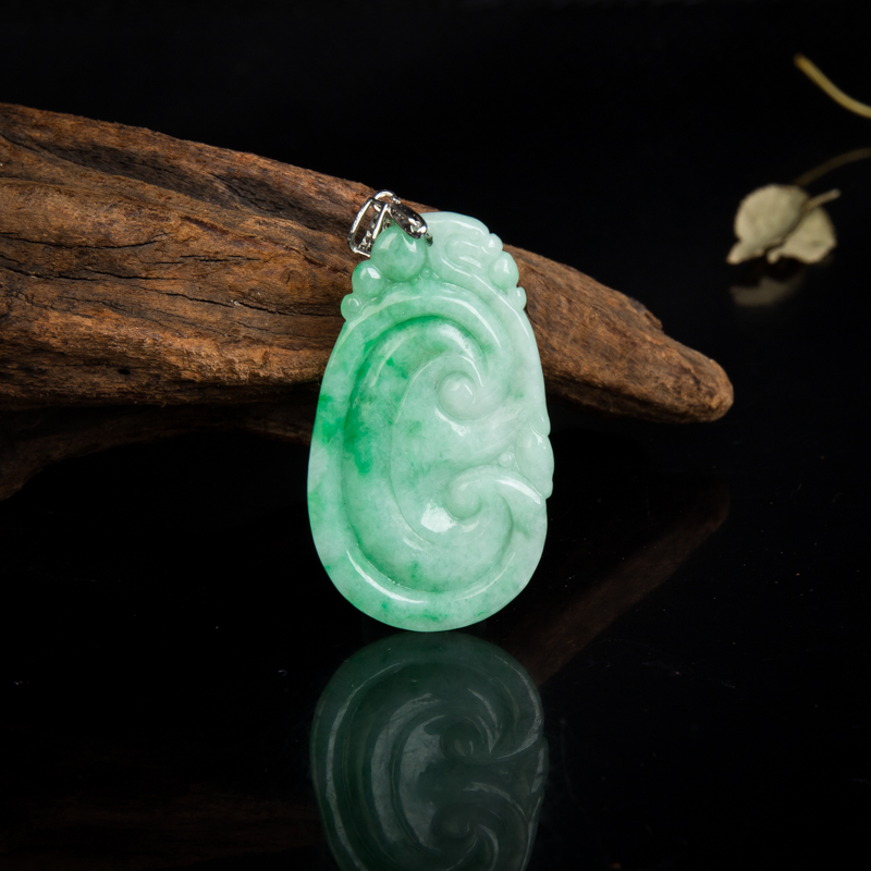 天然飘翠翡翠如意吊坠-红掌柜