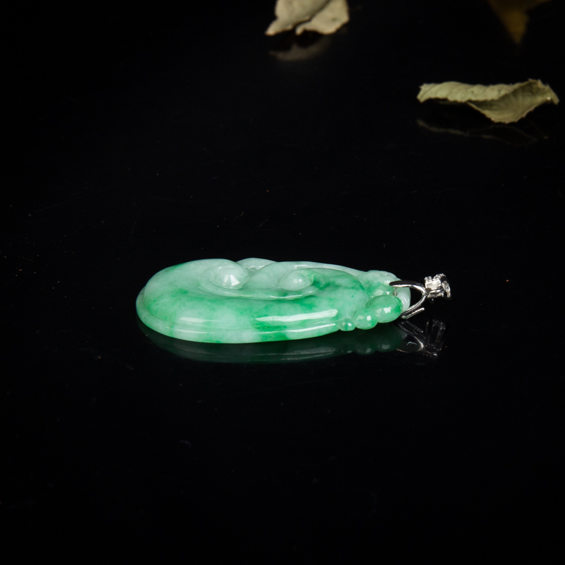 银镶天然飘翠翡翠如意吊坠-红掌柜