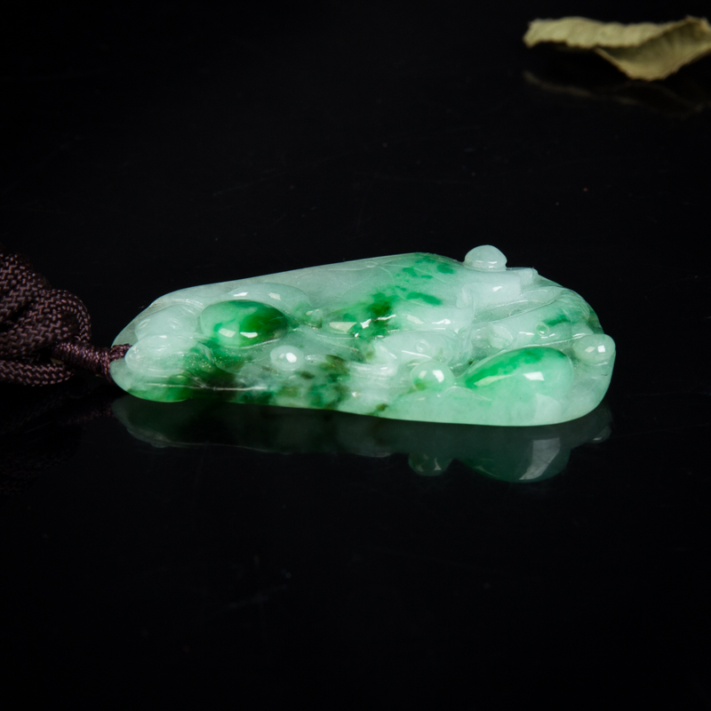 天然飘翠翡翠年年有余吊坠-红掌柜