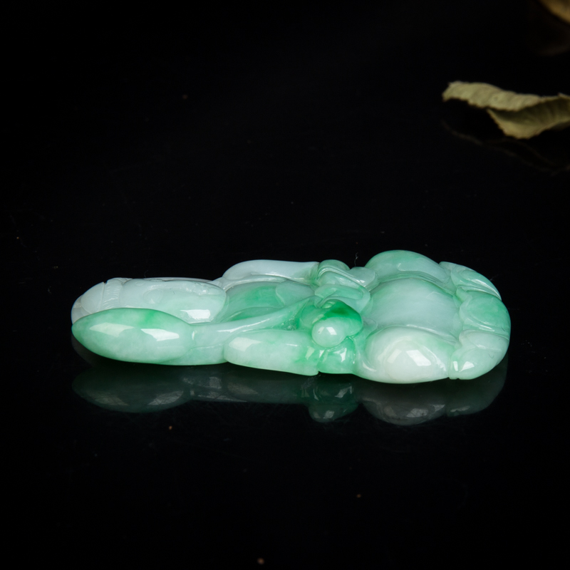 天然飘翠翡翠观音吊坠-红掌柜