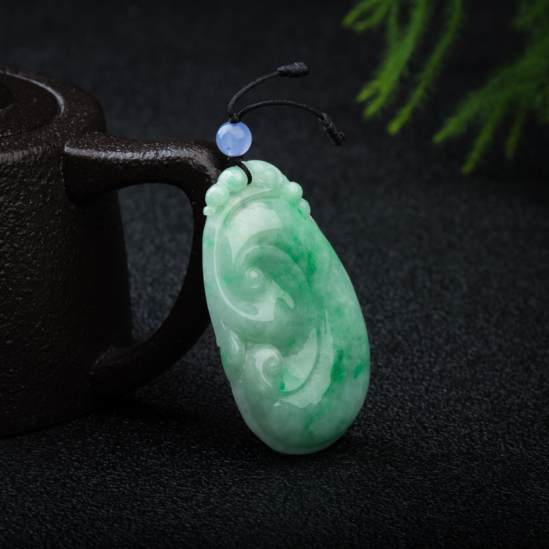 豆绿翡翠如意吊坠-红掌柜