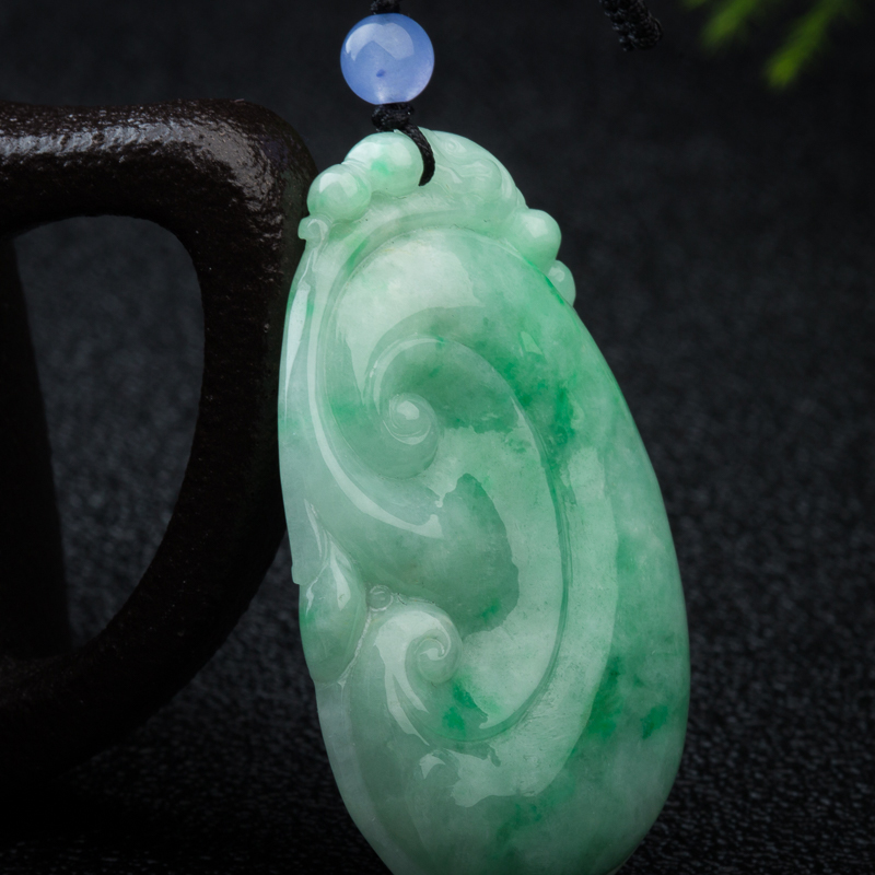 天然翡翠如意吊坠-红掌柜