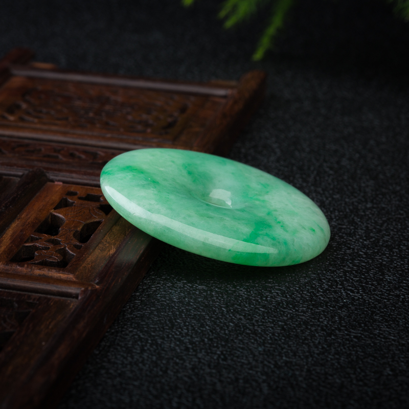 豆种翡翠平安扣吊坠-红掌柜