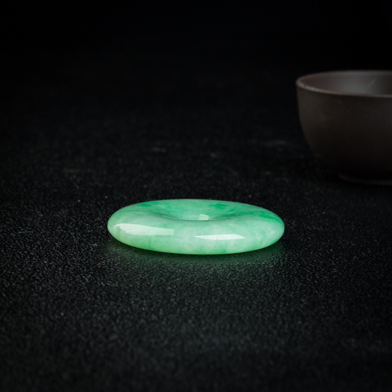 豆种豆绿翡翠平安扣吊坠-红掌柜