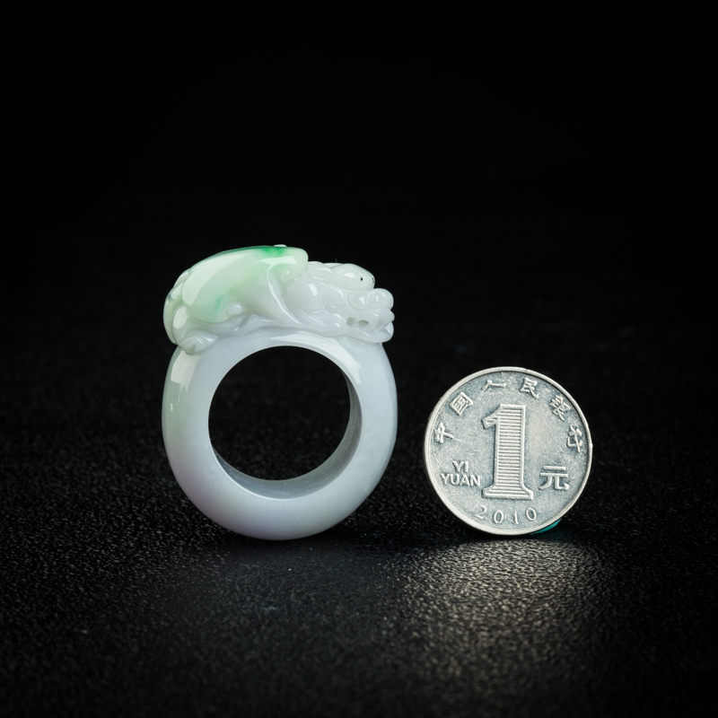 糯种飘翠翡翠貔貅扳指-红掌柜