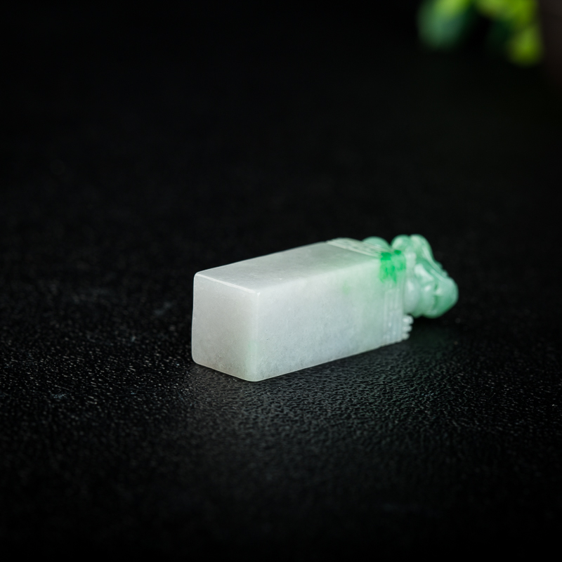 缅甸天然糯种飘翠翡翠印章-红掌柜