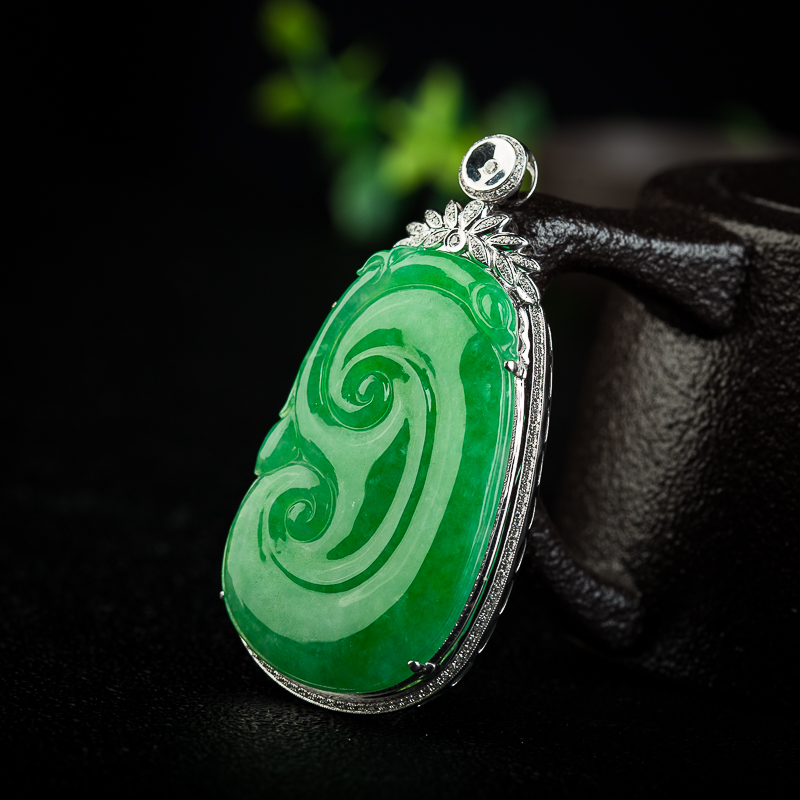 阳绿翡翠如意吊坠-红掌柜