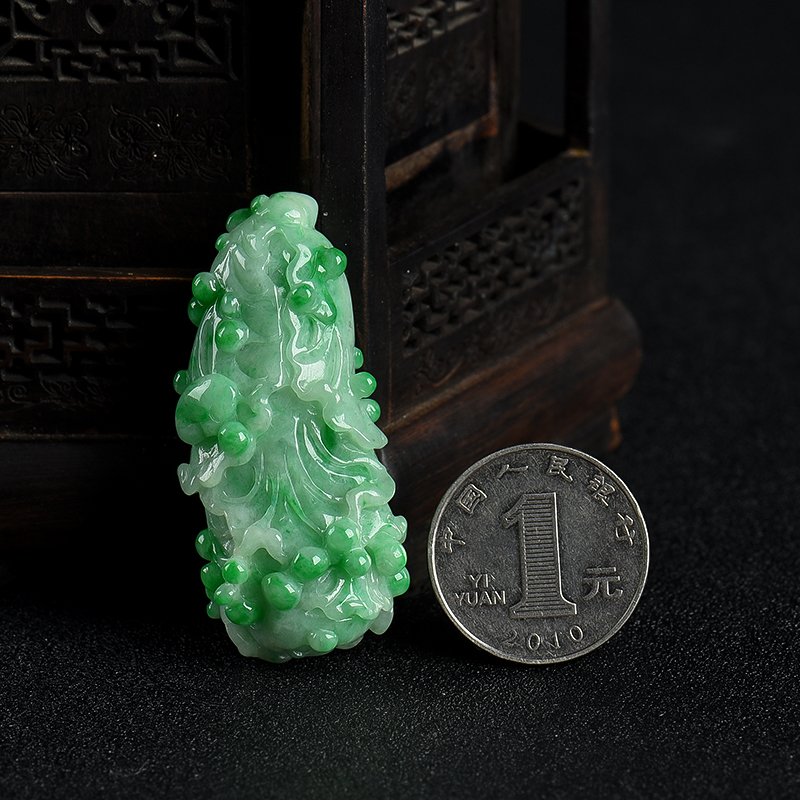 缅甸翡翠百财吊坠-红掌柜