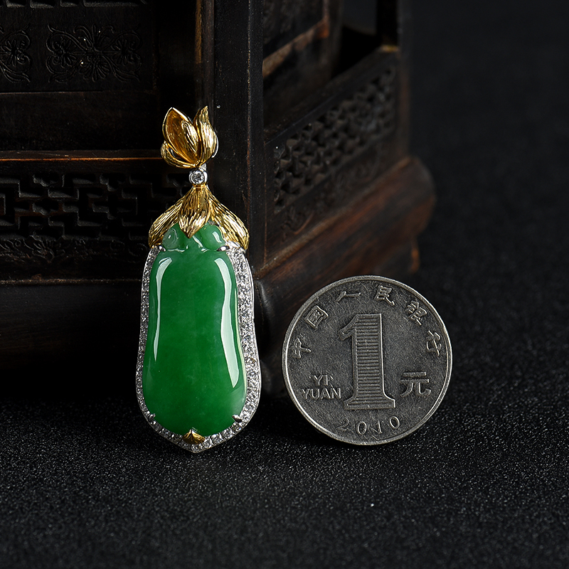 翡翠福瓜吊坠-红掌柜