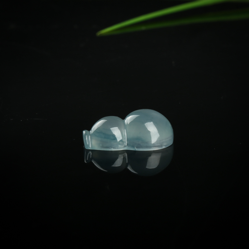 糯冰种飘花翡翠葫芦吊坠-红掌柜