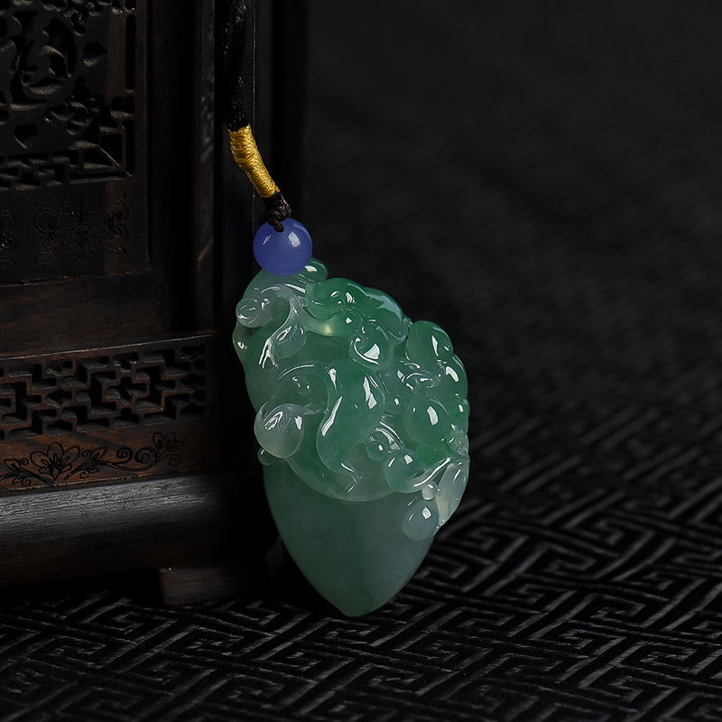 糯冰种飘翠翡翠福寿如意吊坠-红掌柜