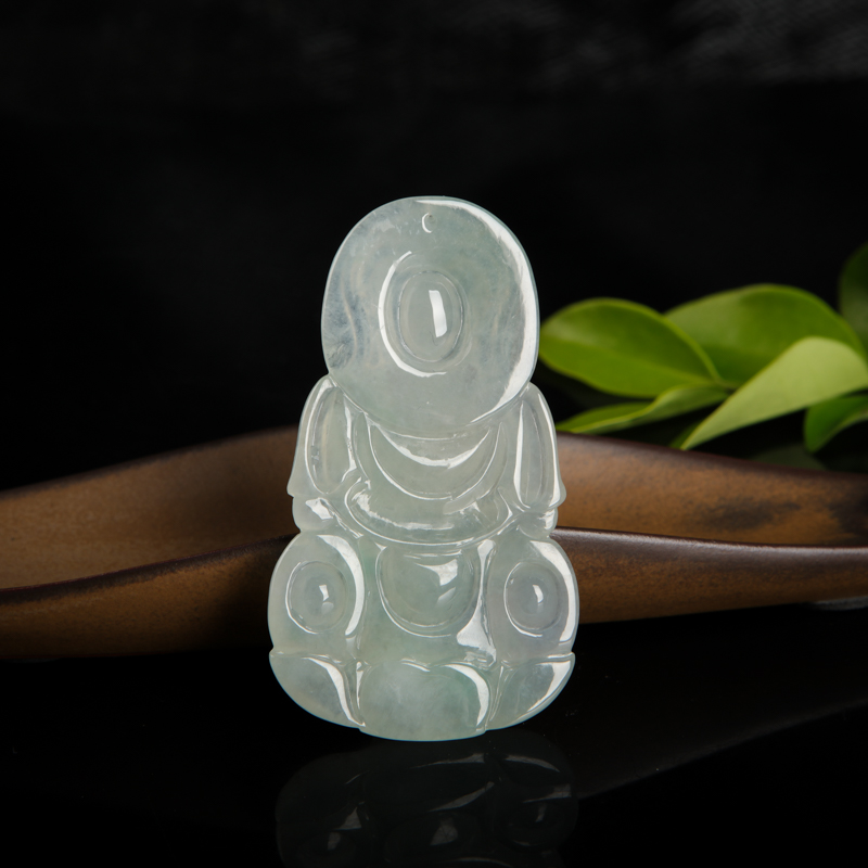 糯冰种浅绿翡翠吊坠-红掌柜