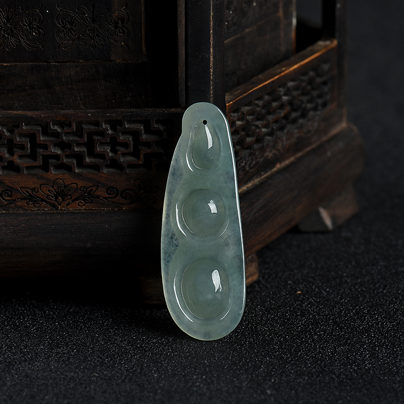 缅甸天然灰绿翡翠连中三元吊坠-红掌柜