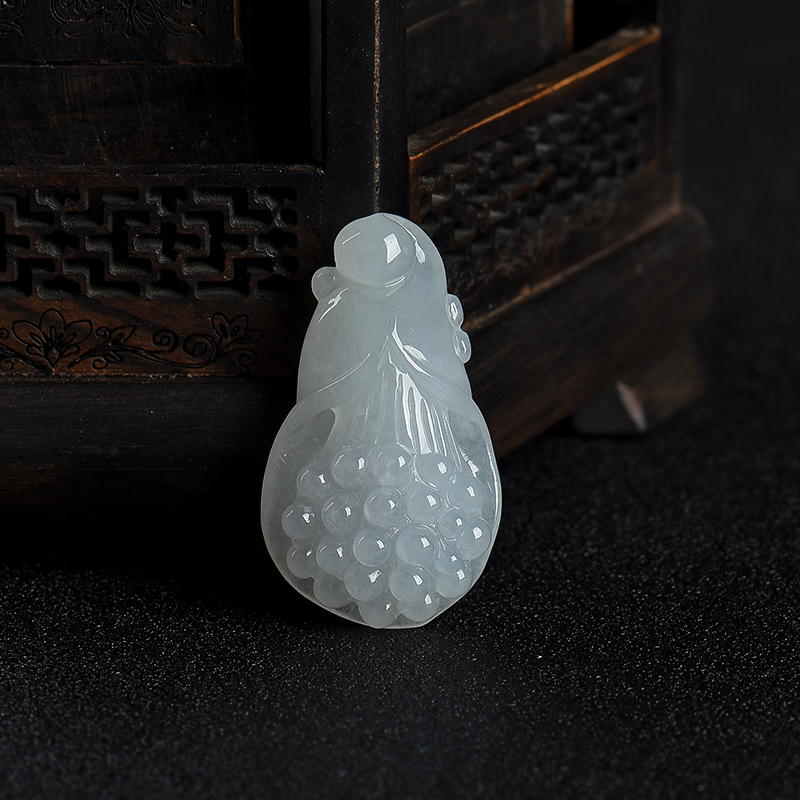 缅甸天然糯种白色翡翠花件吊坠-红掌柜