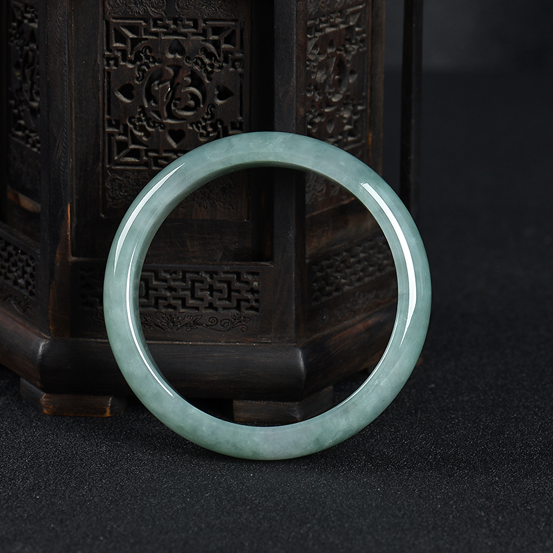 60.5mm豆种灰绿翡翠手镯-红掌柜